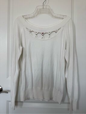 Jennifer Lopez White Off-Shoulder Knit Sweater with Ladder Trim